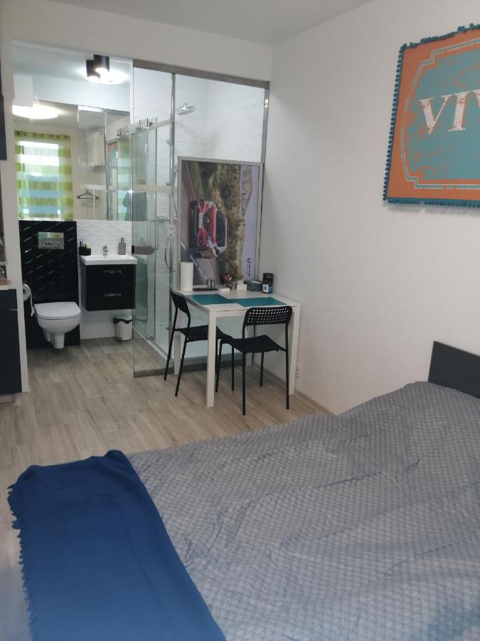 Apartamenty Galeria Polnocna Варшава Экстерьер фото
