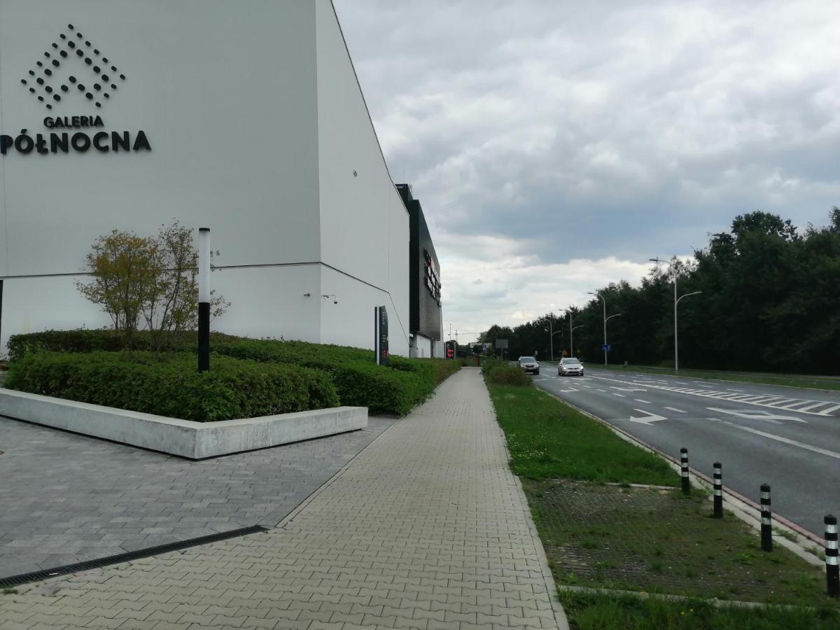 Apartamenty Galeria Polnocna Варшава Экстерьер фото