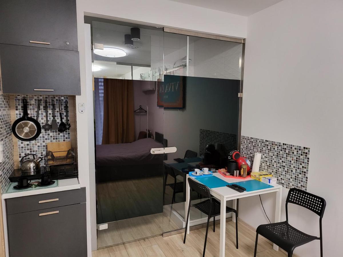 Apartamenty Galeria Polnocna Варшава Экстерьер фото